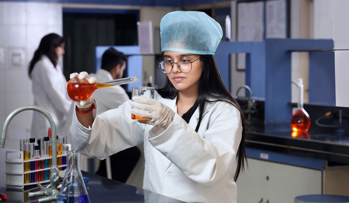 https://supremessdchemical.com/wp-content/uploads/2025/03/9-Must-Have-Skills-to-Land-a-Job-in-the-Pharmaceutical-Industry.jpg